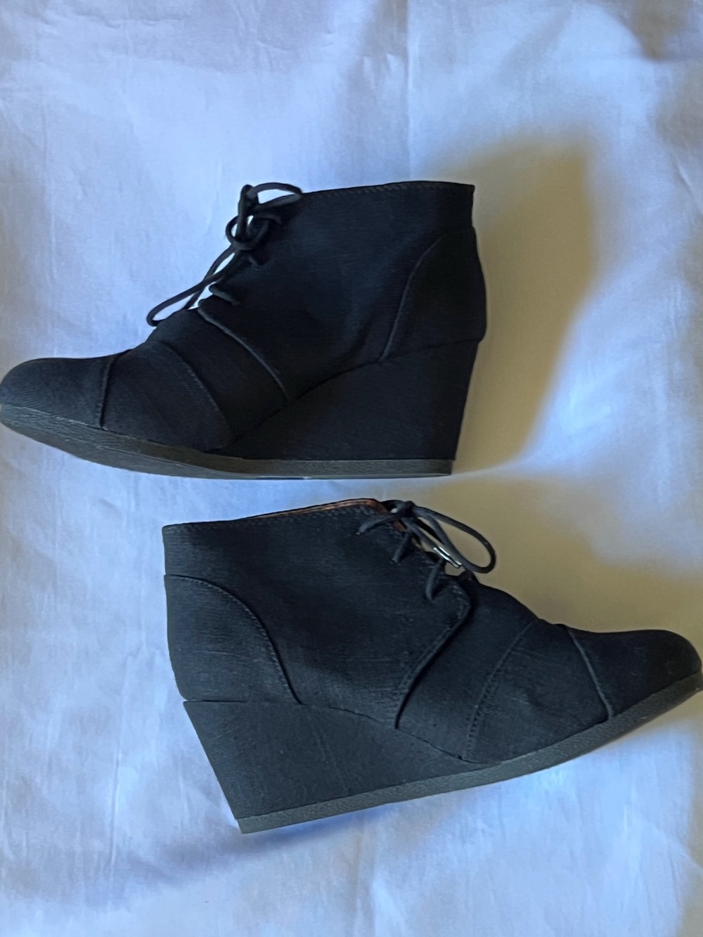 Women’s Black Wedge Ankle Boots with Lace-Up Front Sz 9